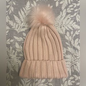 Aritzia Main Character Light Pink Beanie